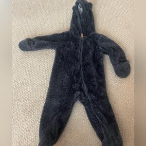 9 months Carters Fleece snow Outfit